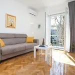 Apartment L&S Superior Apartment With Balcony Near Old Town And Bacvice Beach *
