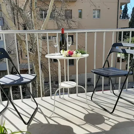 L&s Superior With Balcony & Free Parking Near Old Town And Bacvice * Спліт